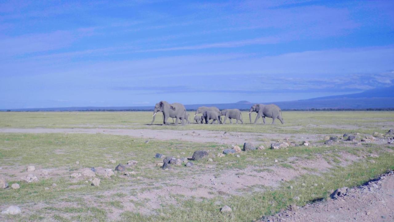 Amboseli Gateway Hotel Kimana Exterior foto